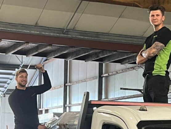 maikel mthekwerken über uns